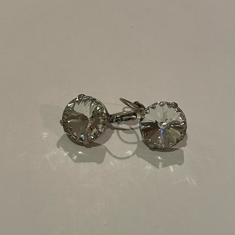 Drop earring